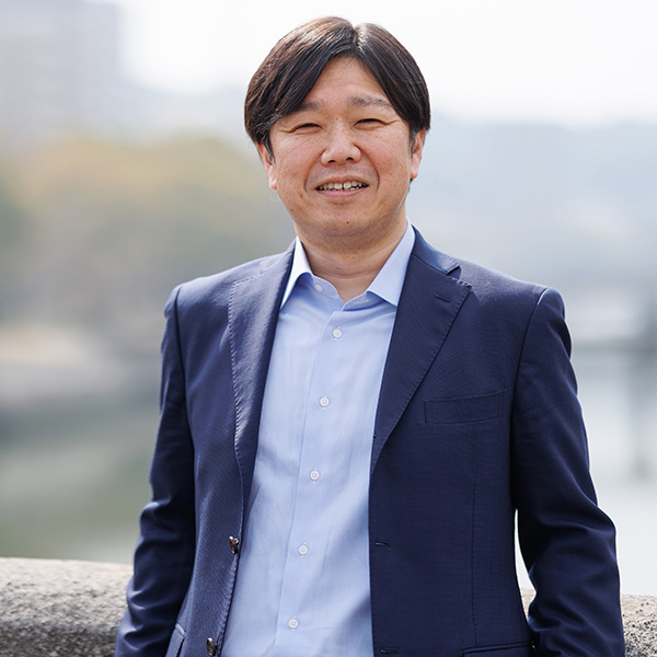 鉢尾諒
